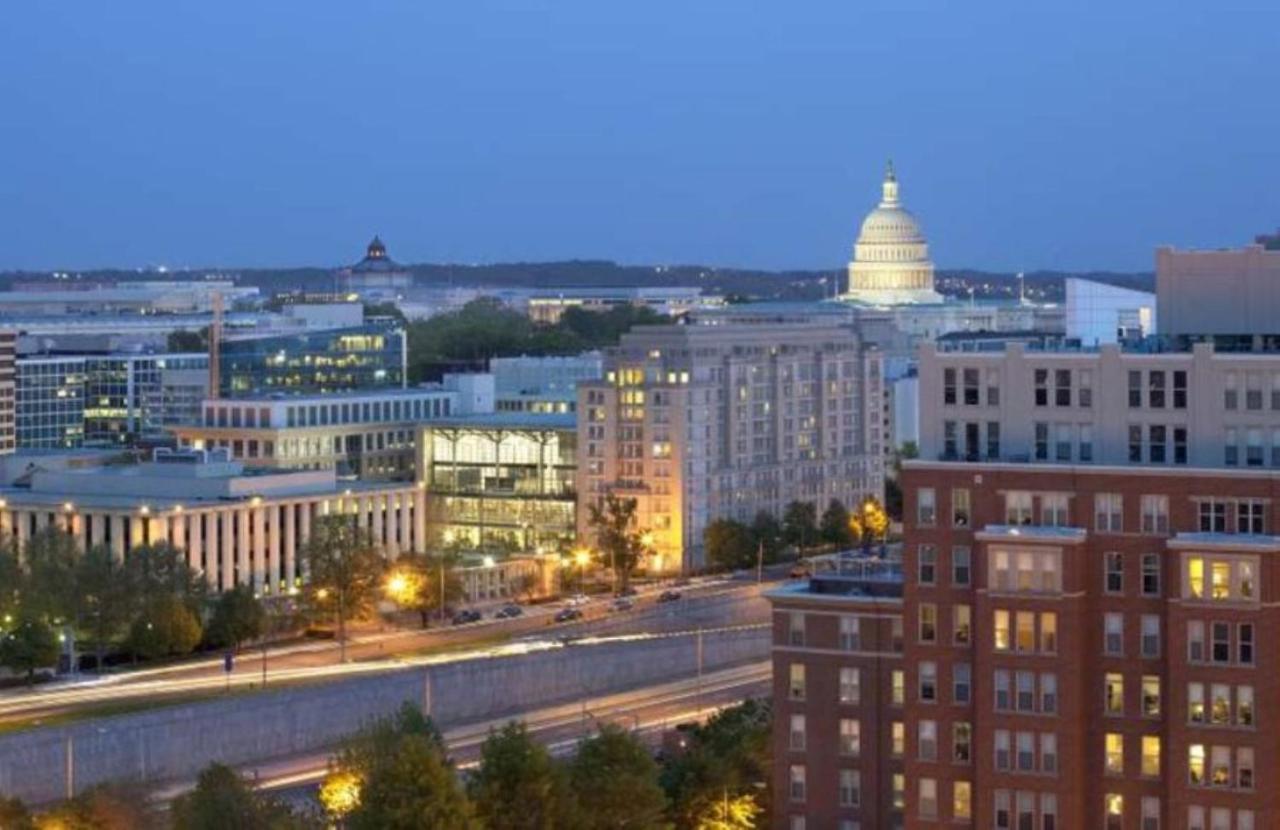 Churchill Living Mass Apartments Washington Exterior photo